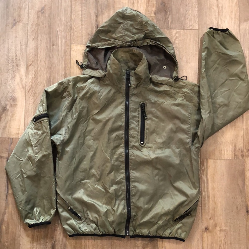 Like new! - NORTH BAY Rip-Stop Packable Hiking Technical Jacket w/Snap On Hood - Picture 3 of 12